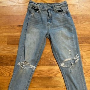 American Eagle Mom Jeans